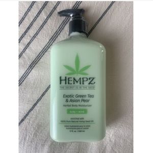 *SOLD* Hempz Exotic Green Tea and Asian Pear Herbal Body Moisturizer 17oz